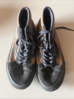 Vans High-Top Sneakers in Brown and Black Size: Men's 5.5 Woman's: 7